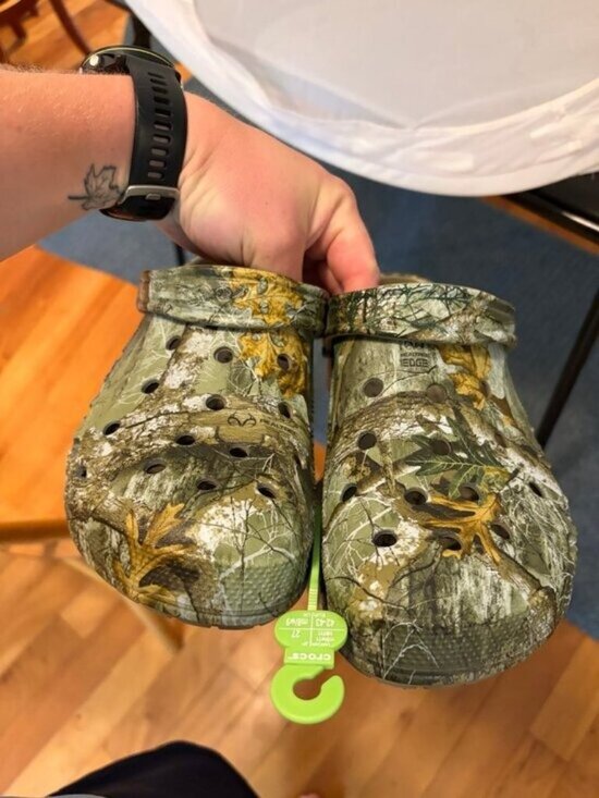 Camo Crocs Real Tree Edge Baya APX men’s shoes size 9 and 10 210511-90H slip on main image 10